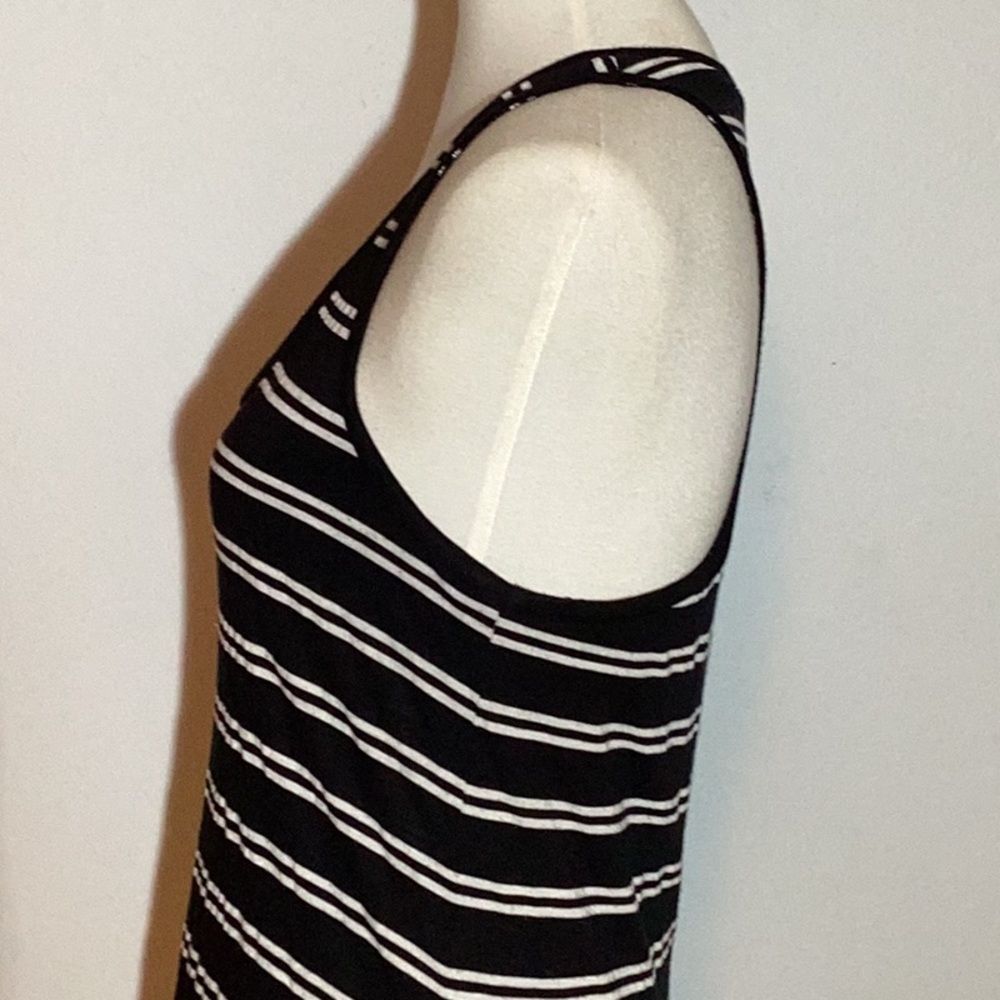 Splendid hi-low dress, U scoop neckline, racerback, partially lined, Medium - Picture 5 of 14